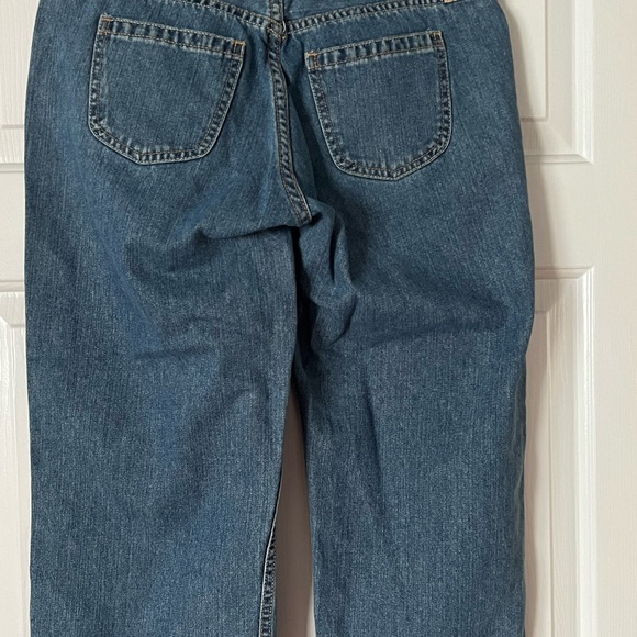 Levi’s ladies embellished capris - Picture 2 of 5